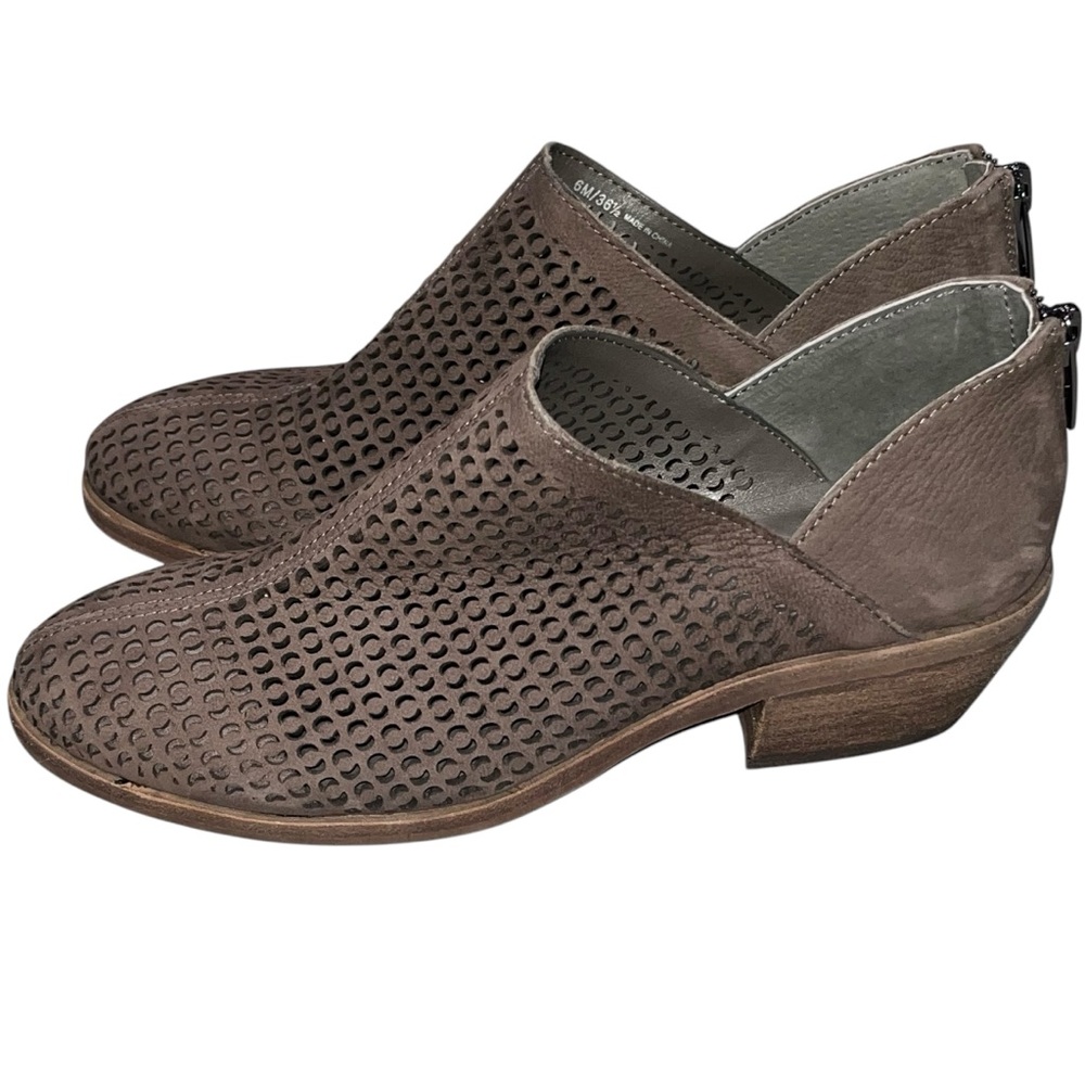 NEW Vince Camuto Brown Leather Paleta Perforated Booties Boots Shoes size 6